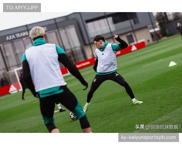 利物浦进攻依然犀利，但战术结构趋于单一，稳定性面临考验