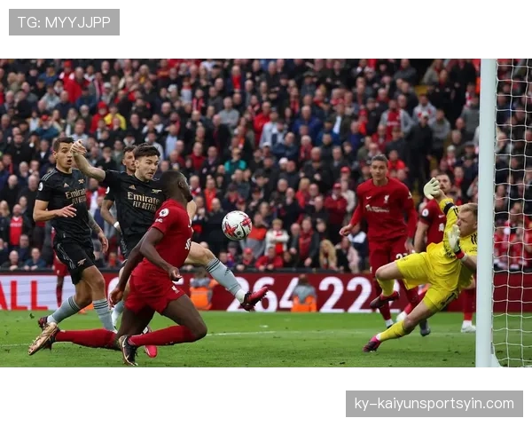 曼联近期比赛节奏混乱，全队失控问题逐步反映在成绩上